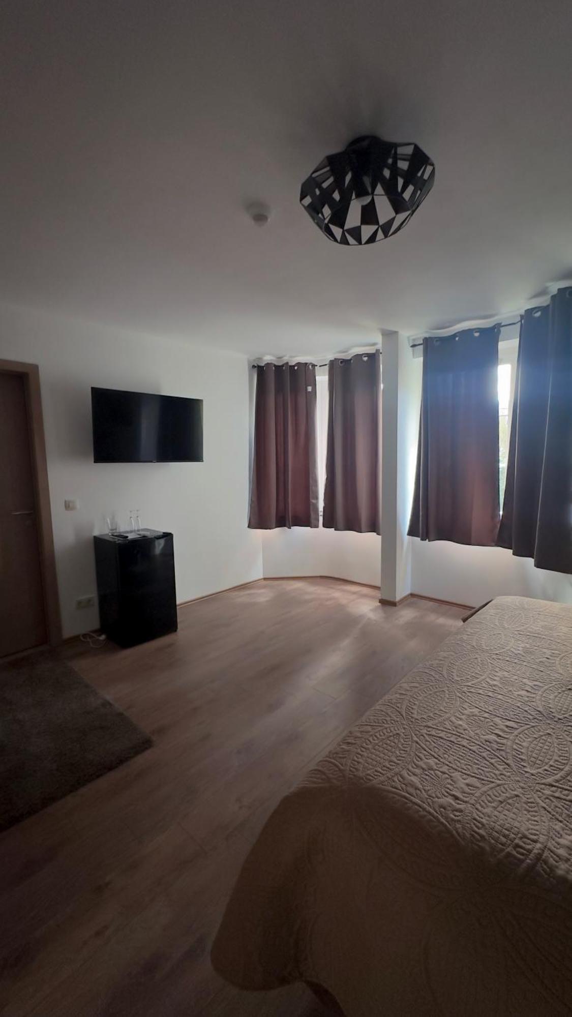 Ardenne Hotel Спа Екстериор снимка